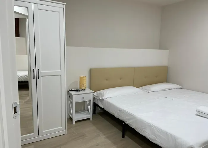 Апартаменты T1 De Dos En Centro Толедо