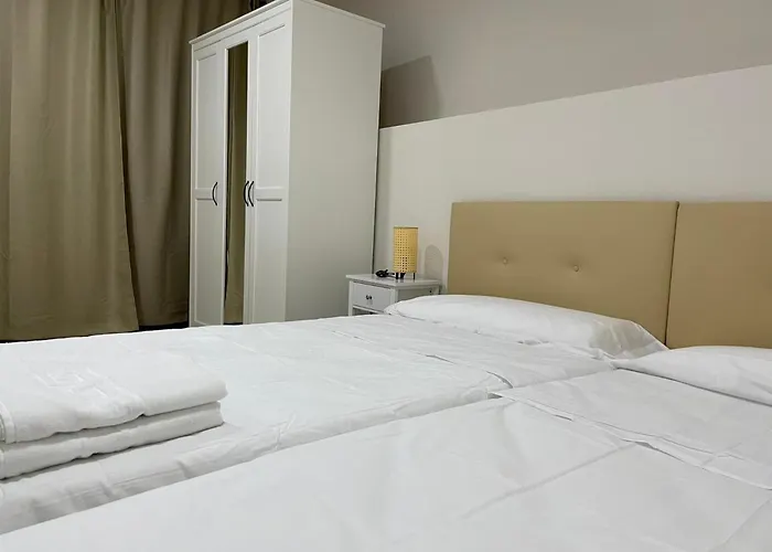 Апартаменты T1 De Dos En Centro